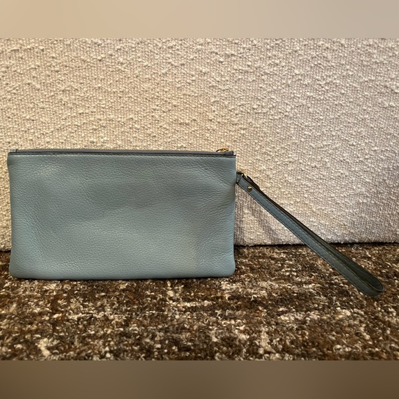 NWOT Baby Blue Michael Kors Wallet / Wristlet - Picture 3 of 6